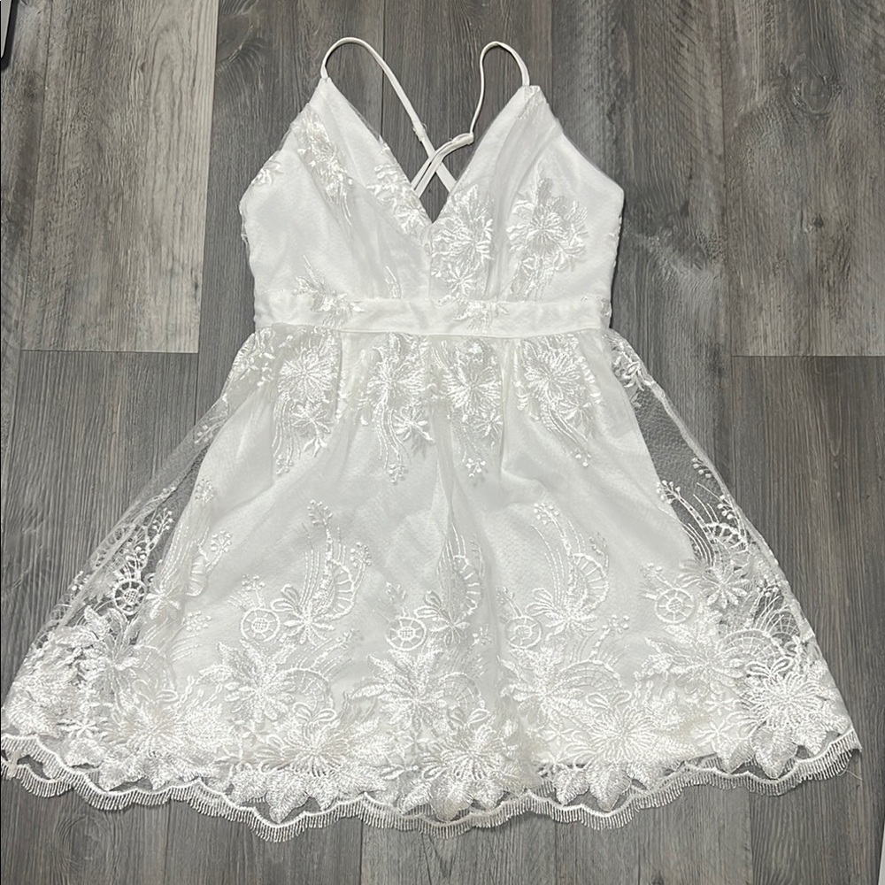 Blashe woman’s dress / white / size L